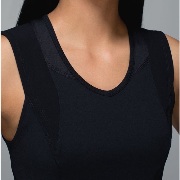 lululemon athletica Trail Bound Tank Black Size 6 - Picture 5 of 7